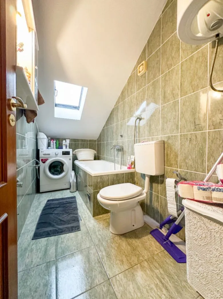 Prodaja, trosoban stan, 91m², Stari Aerodrom, Podgorica