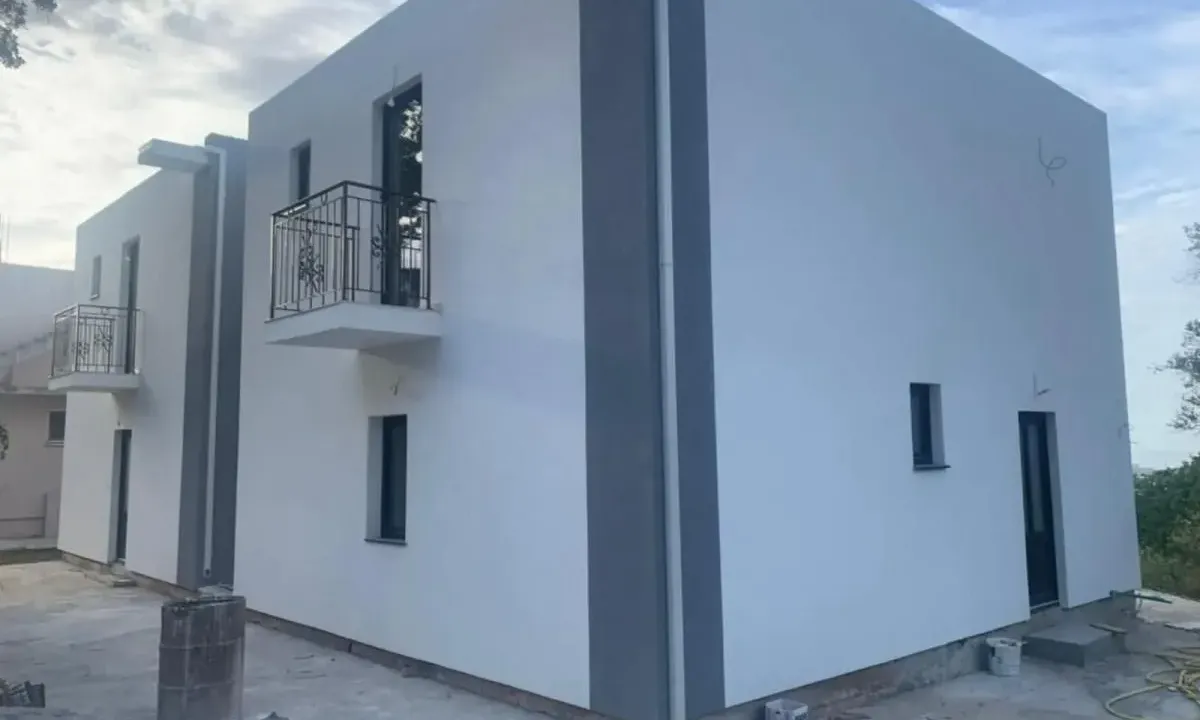 Prodaja, kuća, 130m², Šušanj, Bar