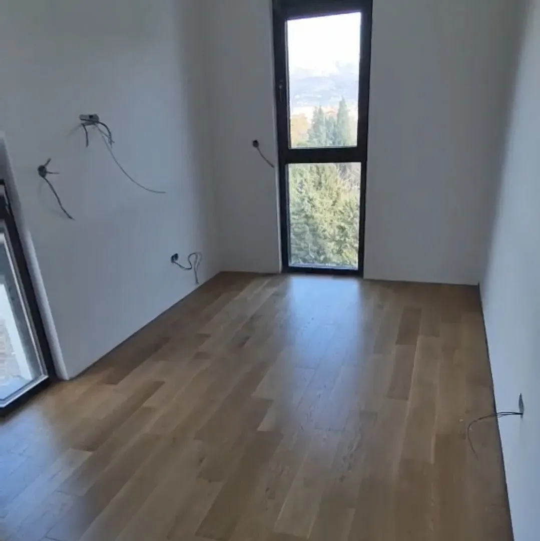 Prodaja, trosoban stan, 323m², Zagorič, Podgorica