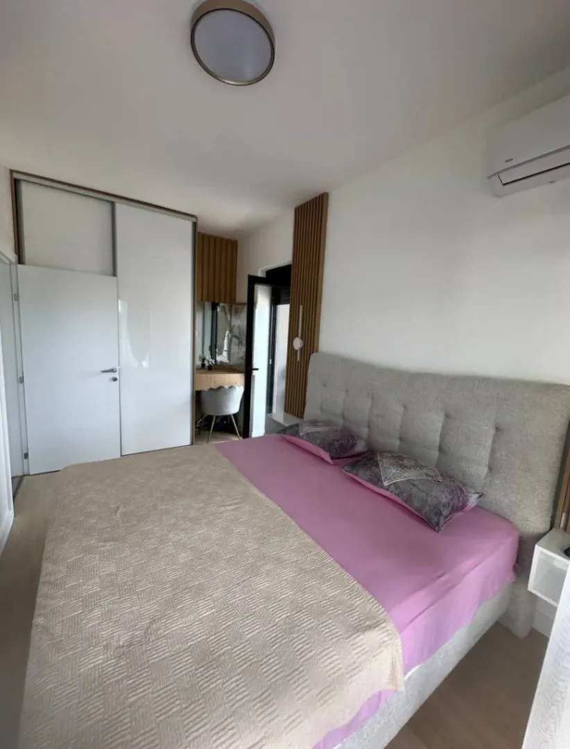 Sale, one bedroom apartment, 54m², Bečići, Budva