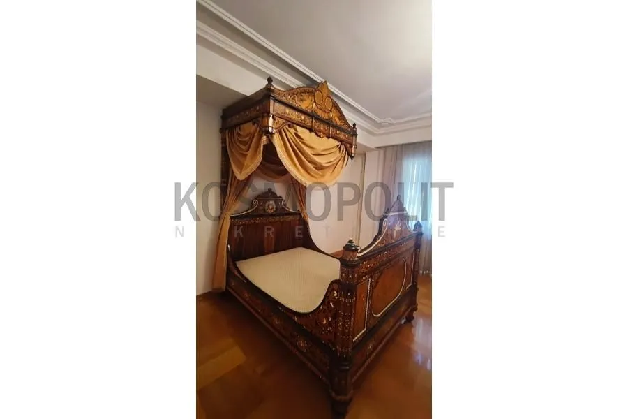 Prodaja, kuća, 1560m², Voždovac Sve Podlokacije, Beograd