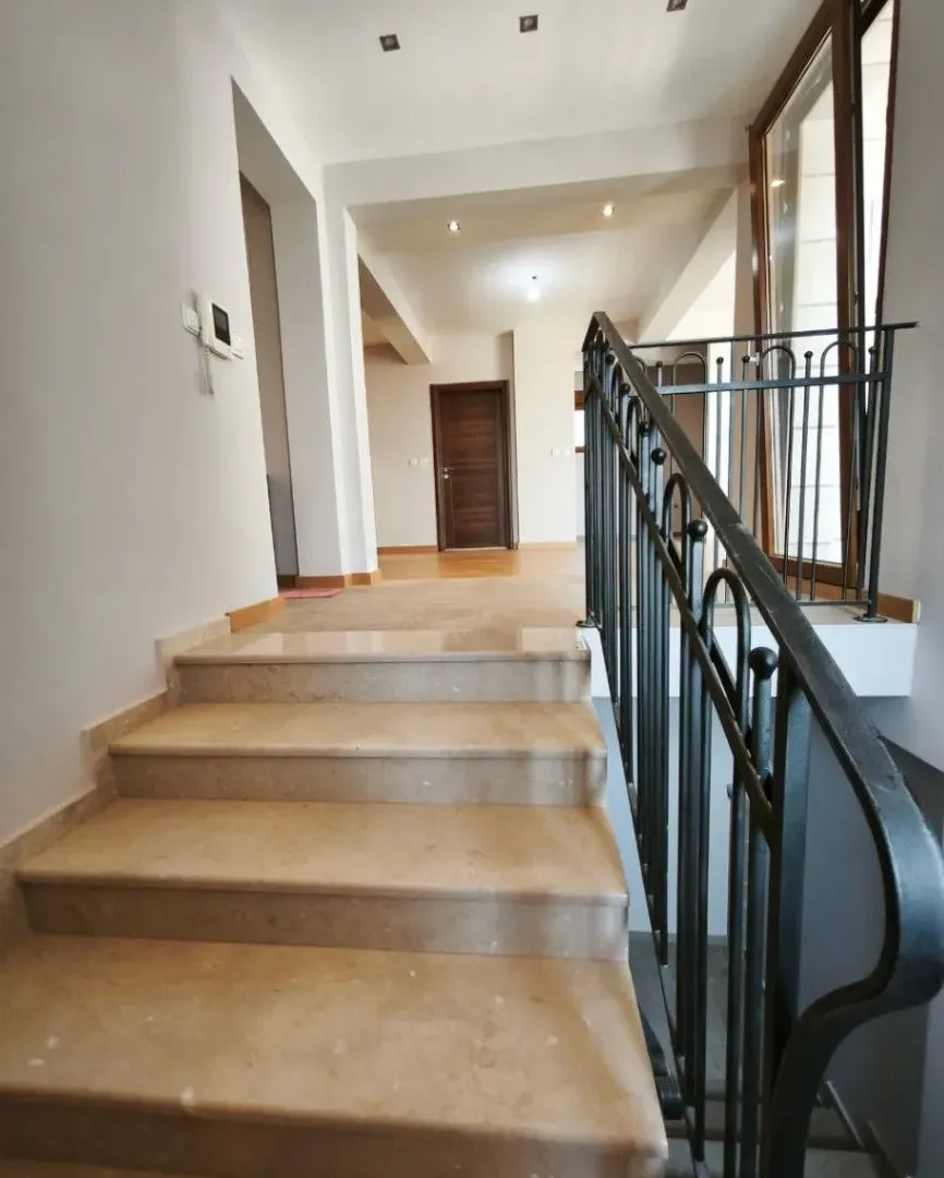 Sale, two bedroom apartment, 140m², Centar, Budva