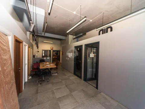 Sale, office space, 93m², Zabjelo, Podgorica - image 2