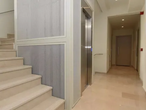 Sale, two bedroom apartment, 68m², Tivat, Crna Gora - image 4