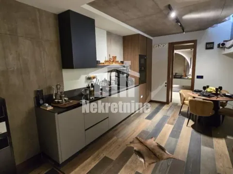 Sale, three bedroom apartment, 80m², Slavujev Venac, Zvezdara Sve Podlokacije - image 13