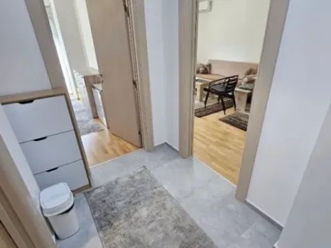 Izdavanje, jednosoban stan, 50m², Stara Varoš, Podgorica - image 8