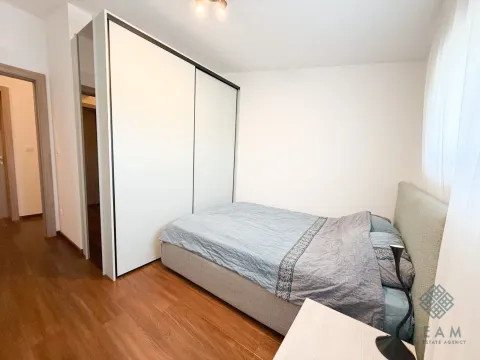 Izdavanje, četvorosoban stan, 125m², Master Kvart, Podgorica - image 18