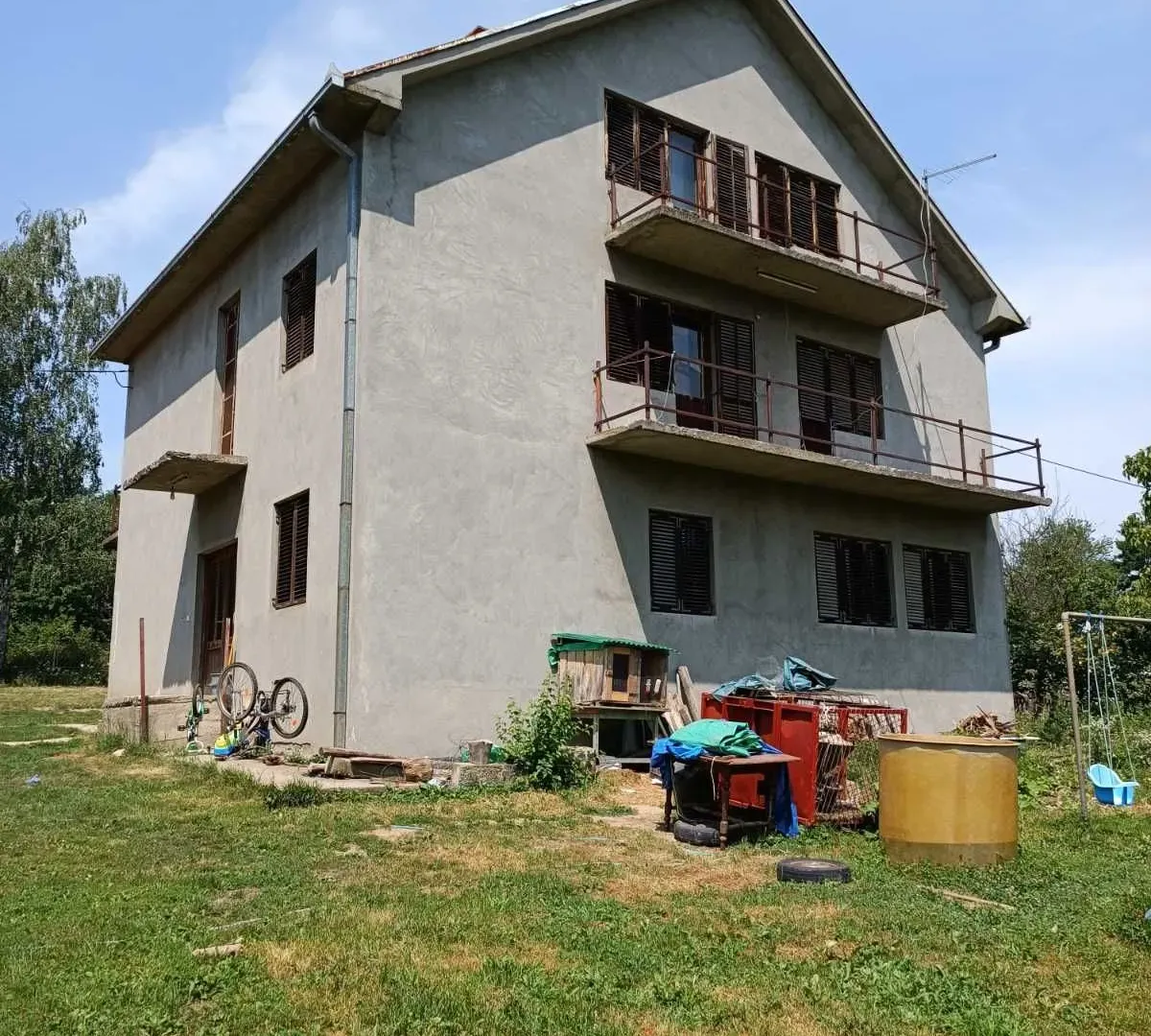 Prodaja, kuća, 360m², Ugrinovci, Gornji Milanovac