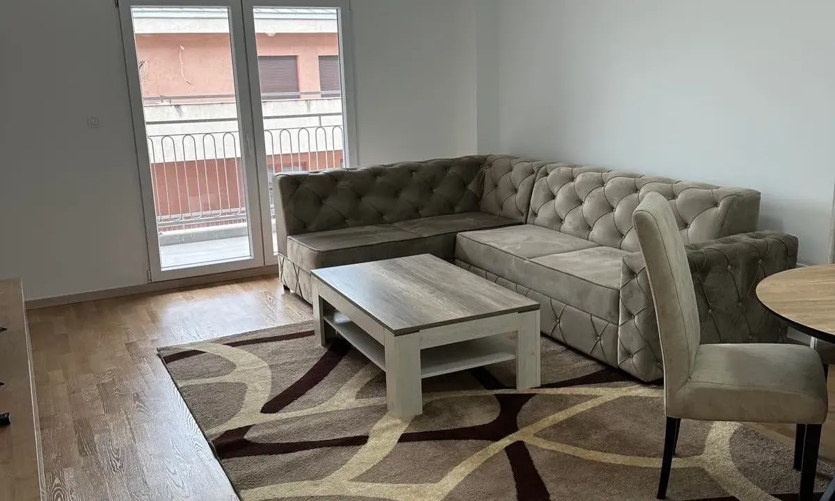 Izdavanje, jednosoban stan, 46m², Momišići, Podgorica