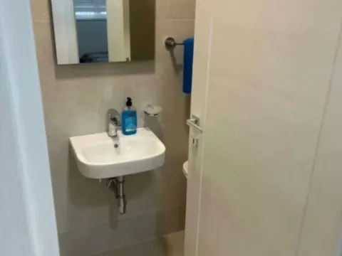 Izdavanje, dvosoban stan, 58m², Zabjelo, Podgorica - image 10