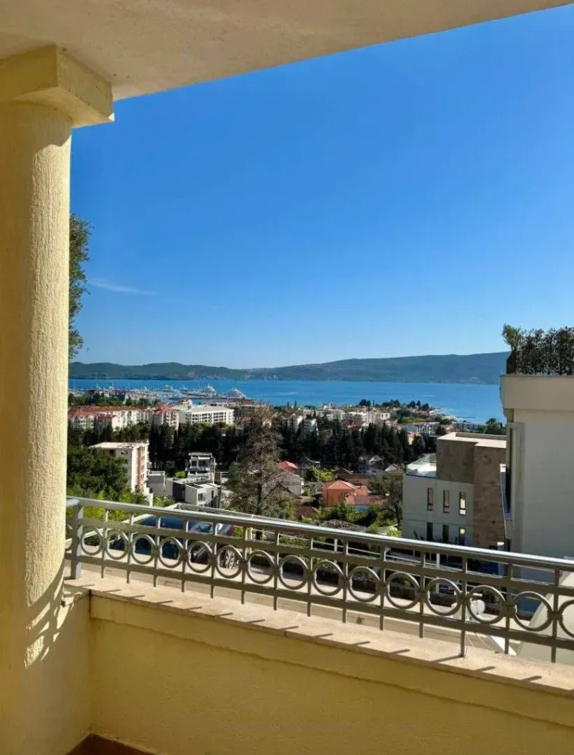 Sale, one bedroom apartment, 79m², Donja Lastva, Tivat