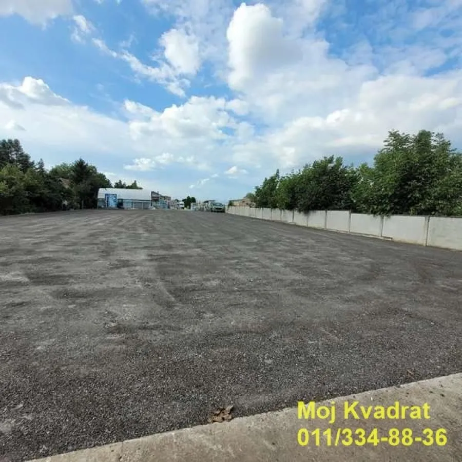 Izdavanje, plac, 2000m², Surčin, Beograd