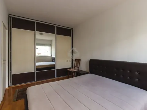Izdavanje, dvosoban stan, 66m², Autobuska stanica, Podgorica - image 2
