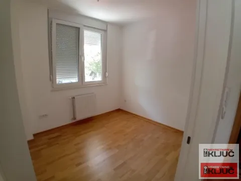 Sale, two bedroom apartment, 40m², Telep, Novi Sad Sve Podlokacije - image 5