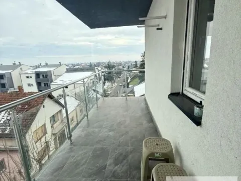 Prodaja, trosoban stan, 75m², Centar, Stara Pazova - image 7