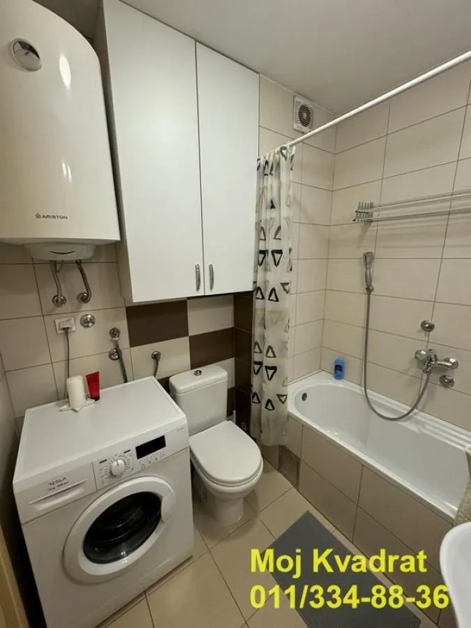 Izdavanje, dvosoban stan, 41m², Stari Grad, Beograd