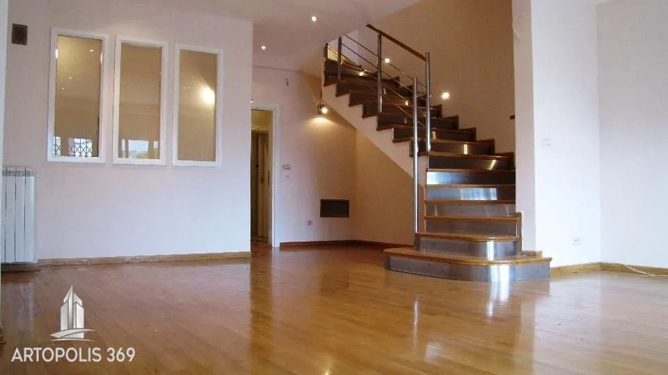 Prodaja, kuća, 215m², Savski Venac, Beograd