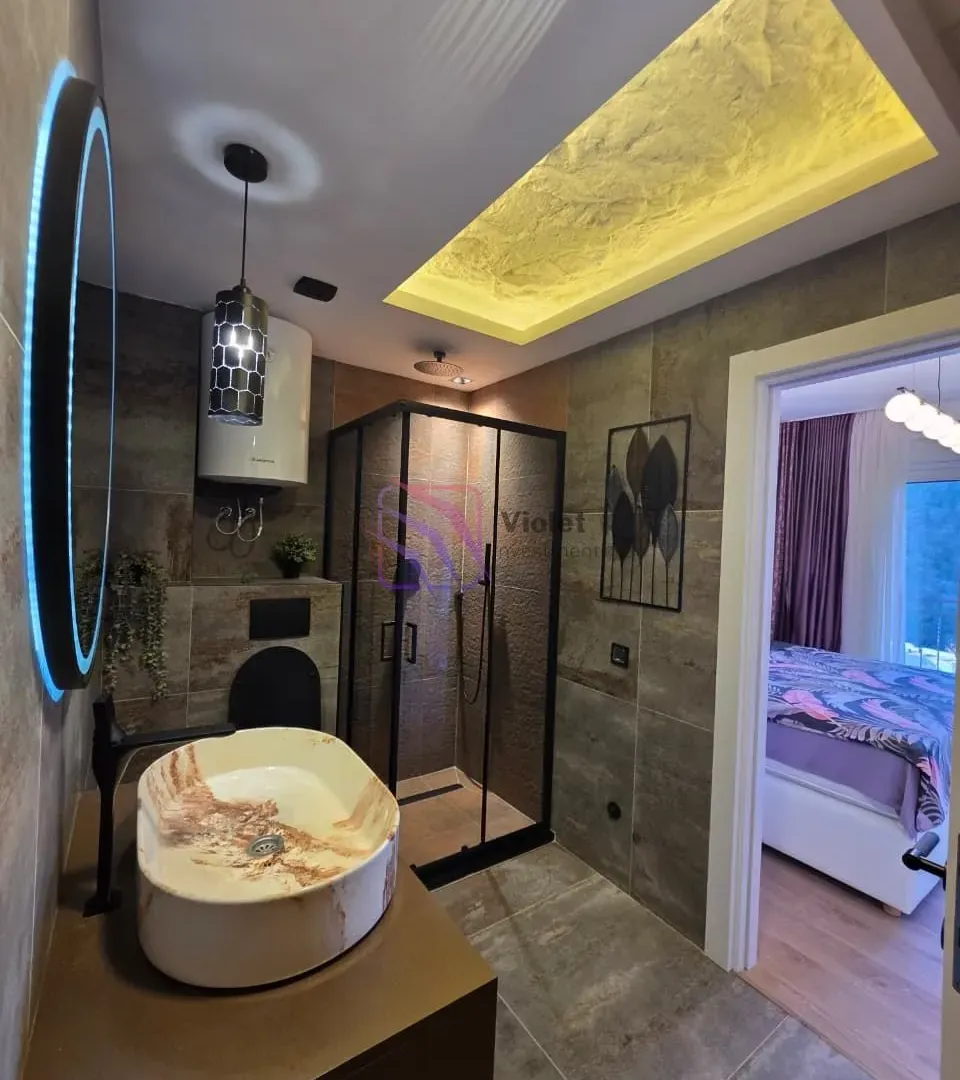 Prodaja, trosoban stan, 107m², Bečići, Budva