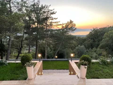 Prodaja, kuća, 317m², Tivat, Crna Gora - image 3