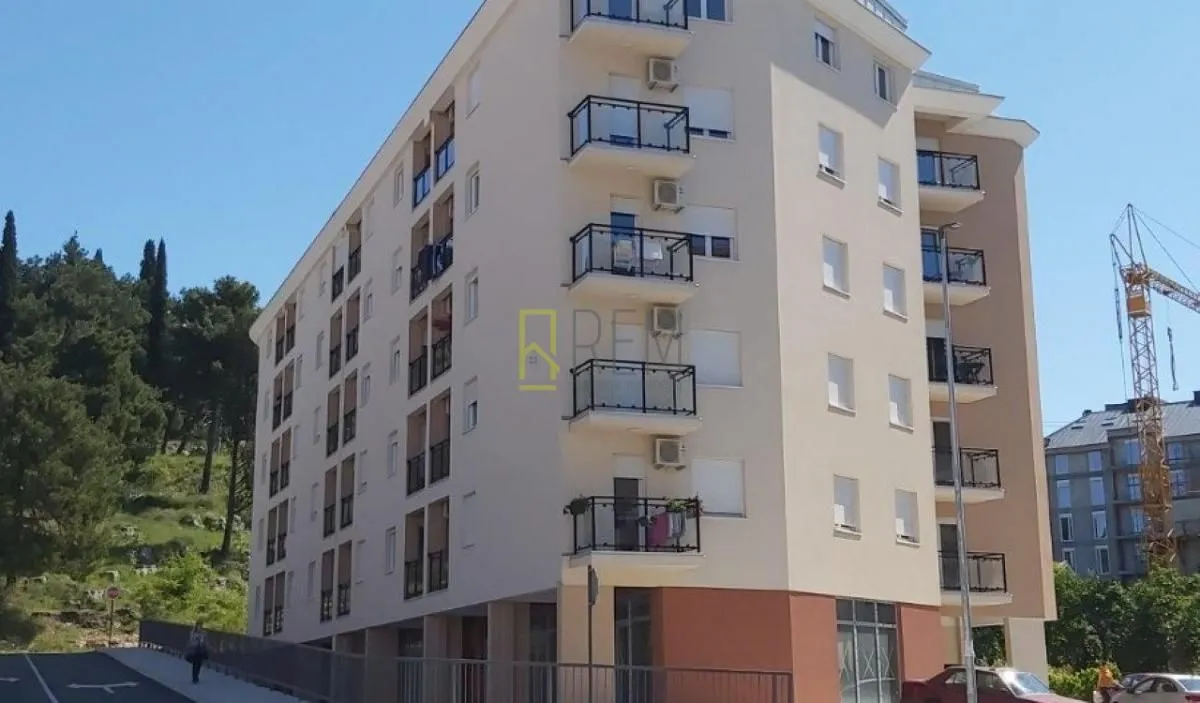 Prodaja, jednosoban stan, 41m², Ljubović, Podgorica
