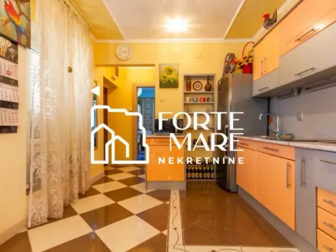 Prodaja, jednosoban stan, 60m², Herceg Novi, Crna Gora - image 8