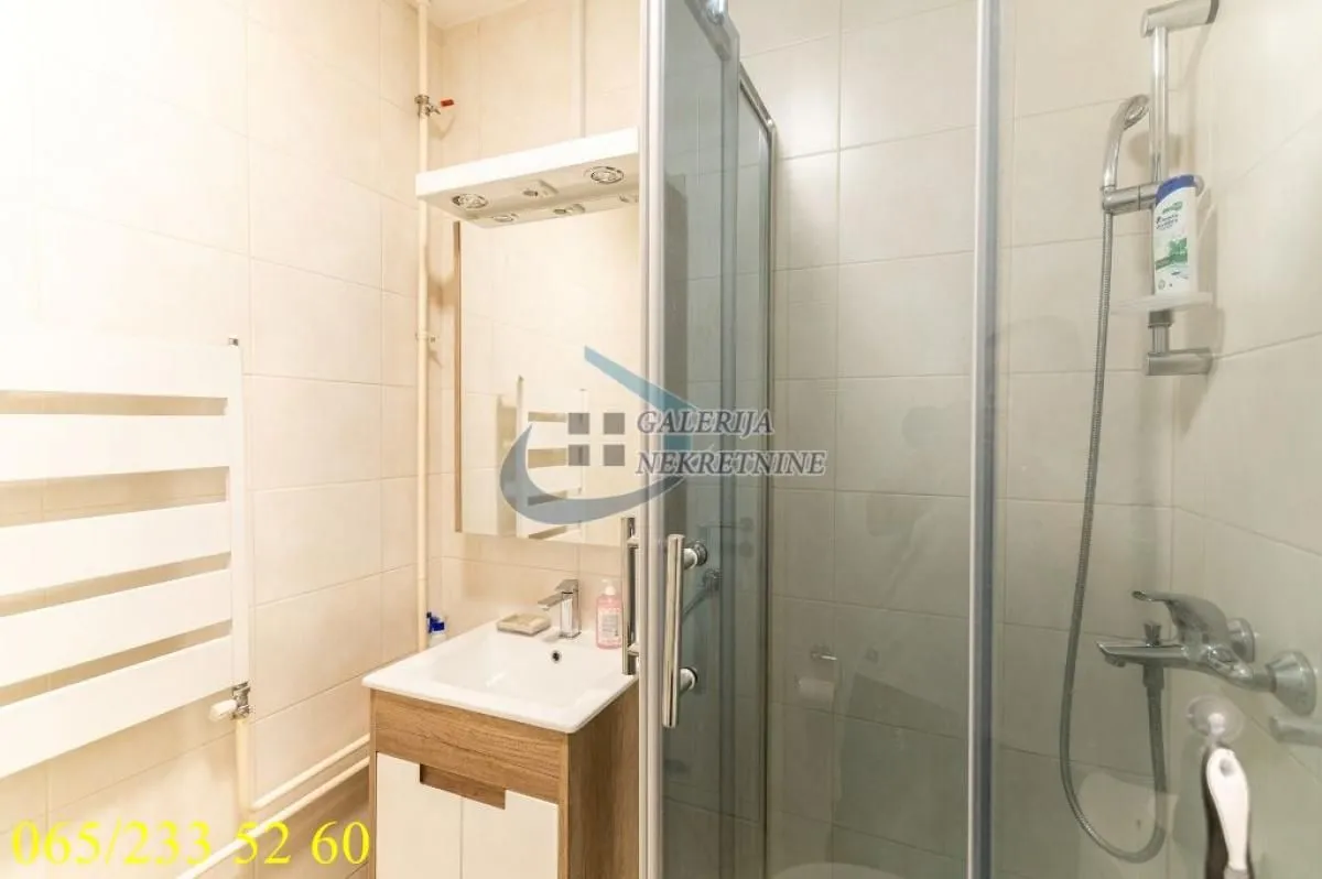 Sale, four bedroom apartment, 94m², Novi Beograd Blok 67, Novi Beograd Sve Podlokacije