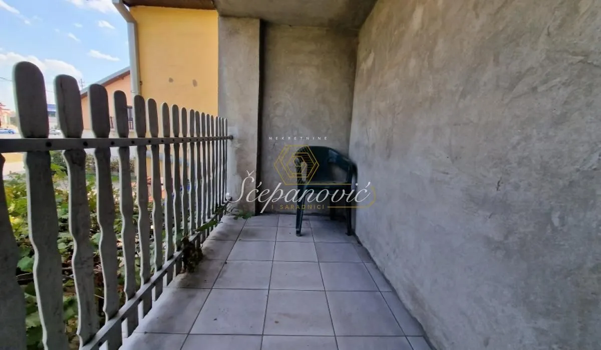 Prodaja, kuća, 396m², Klisa, Novi Sad Sve Podlokacije