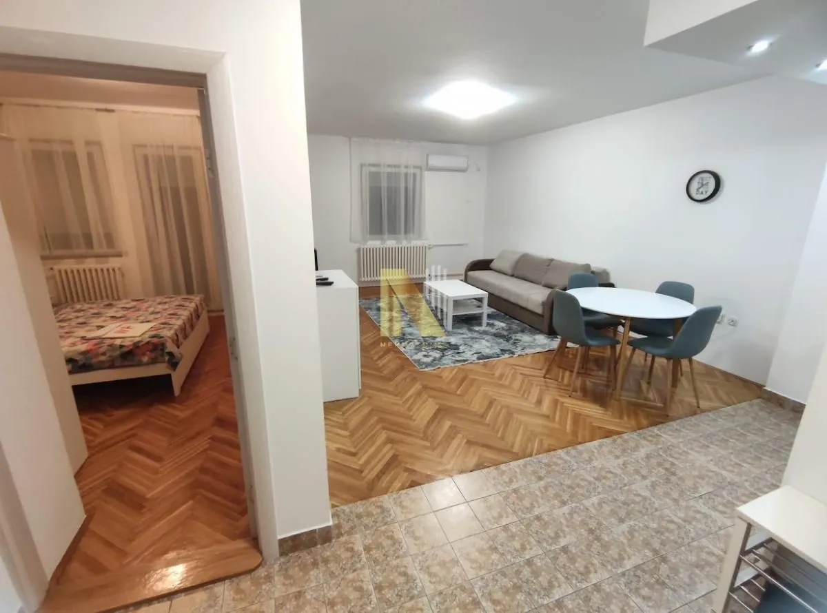 Rent, two bedroom apartment, 50m², Bulevar Oslobodjenja, Novi Sad Sve Podlokacije