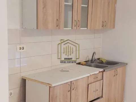 Rent, three bedroom apartment, 64m², Stari Aerodrom, Podgorica - image 9