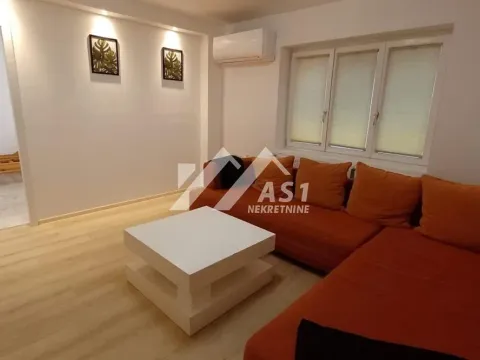 Kuća in Sremska Kamenica