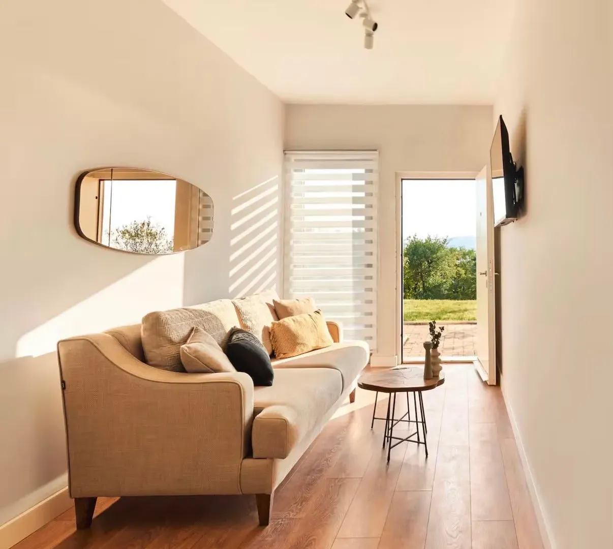 Sale, one bedroom apartment, 30m², Kavač, Kotor