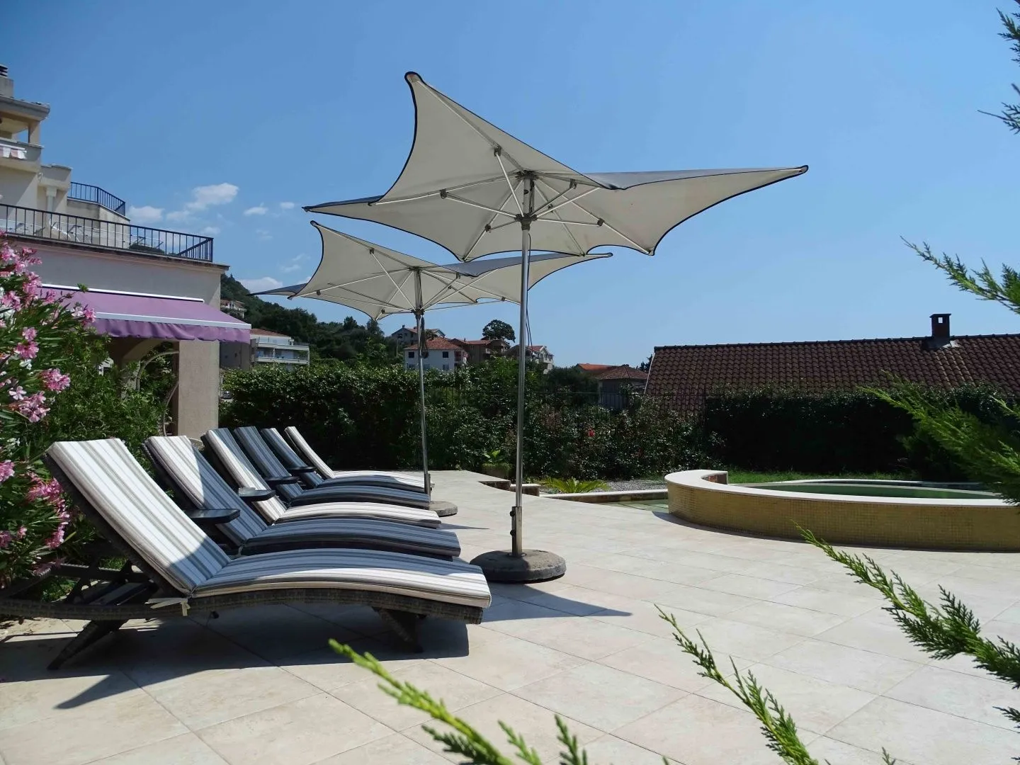 Prodaja, kuća, 516m², Centar, Tivat