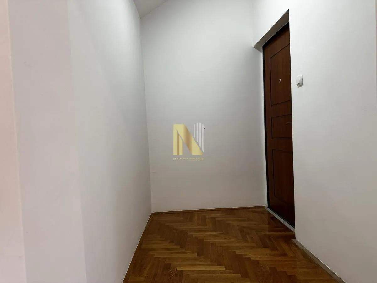 Rent, office space, 67m², Socijalno, Novi Sad Sve Podlokacije