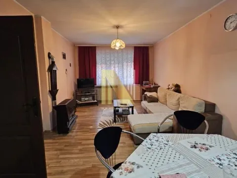 Prodaja, kuća, 200m², Futog, Novi Sad Sve Podlokacije