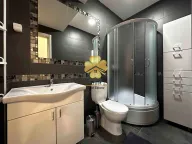 Izdavanje, dvosoban stan, 75m², Zabjelo, Podgorica - image 11