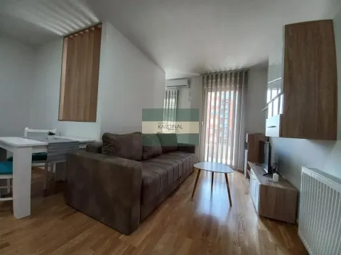 Rent, studio apartment, 32m², Centar, Jagodina - image 2