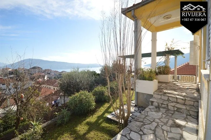 Prodaja, kuća, 90m², Centar, Herceg Novi