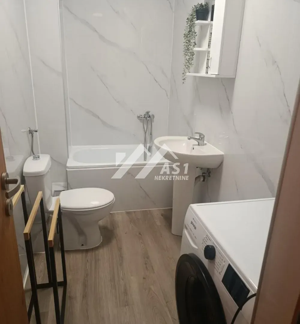 Rent, two bedroom apartment, 55m², Bulevar Oslobodjenja, Novi Sad Sve Podlokacije
