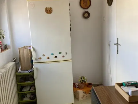 Prodaja, trosoban stan, 83m², Vračar Sve Podlokacije, Beograd - image 2