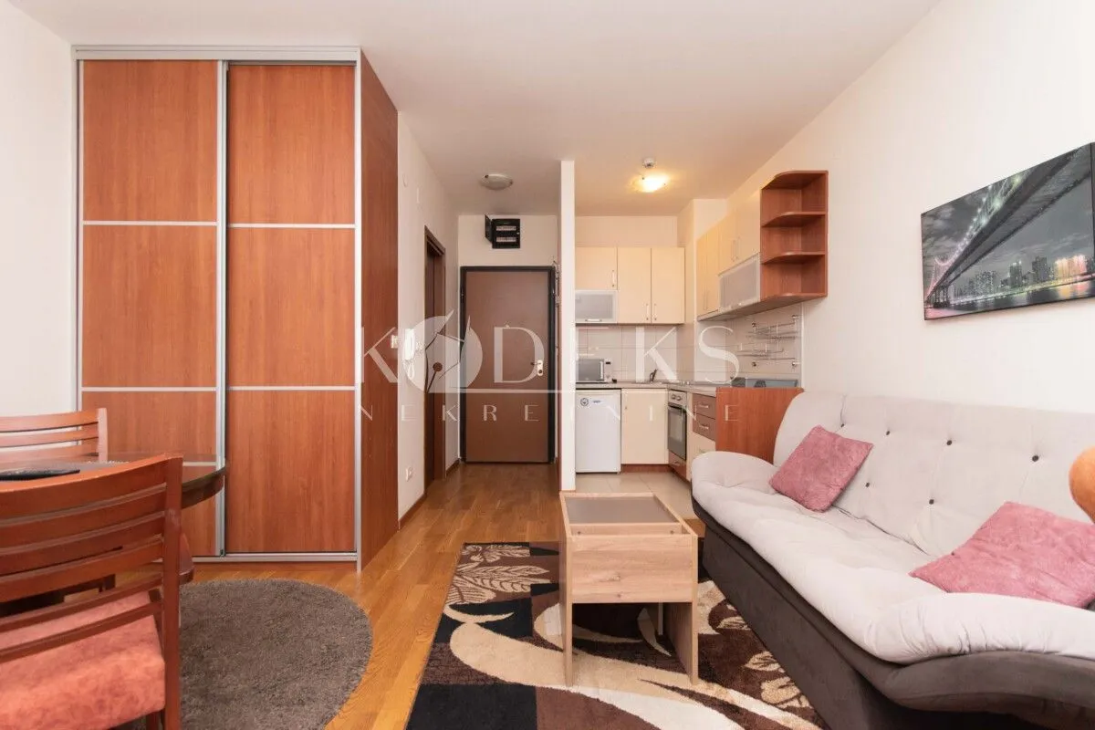 Rent, studio apartment, 30m², City Kvart, Podgorica