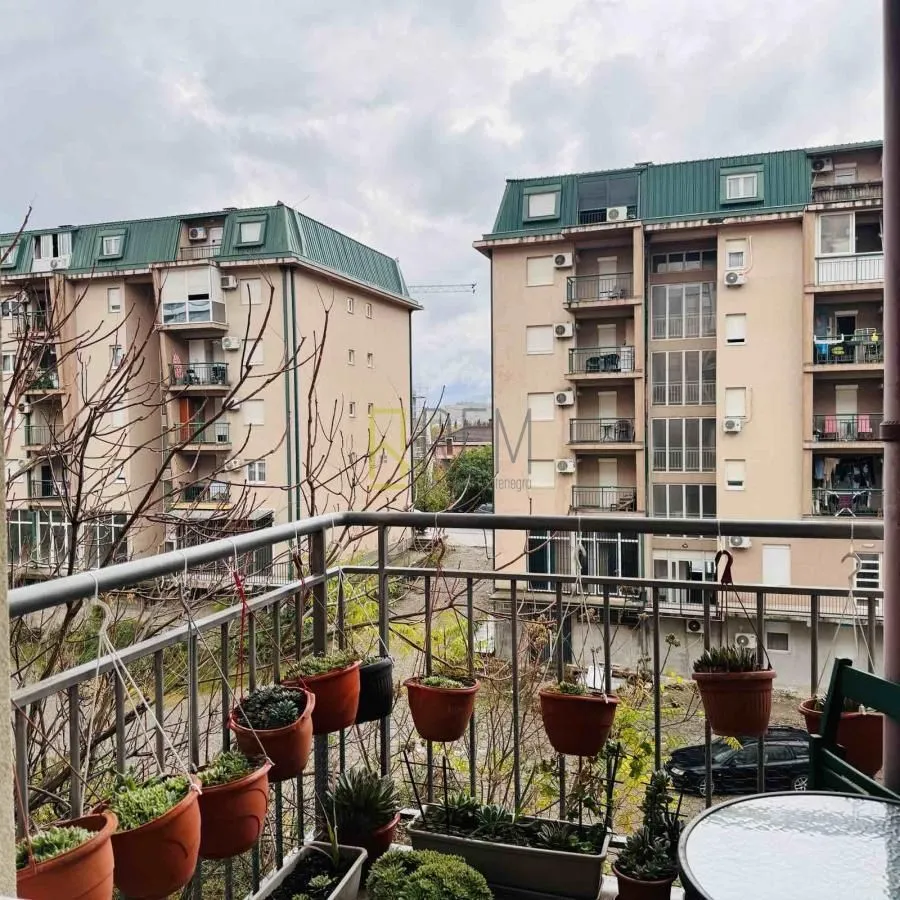 Prodaja, dvosoban stan, 62m², Podgorica, Crna Gora