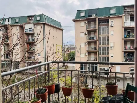 Prodaja, dvosoban stan, 62m², Podgorica, Crna Gora - image 9