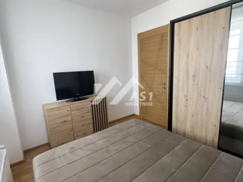 Izdavanje, dvosoban stan, 42m², Centar, Novi Sad - image 7