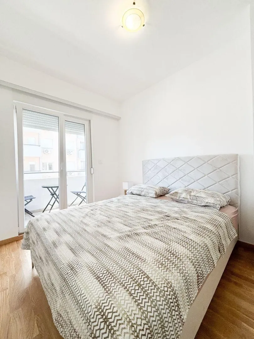 Izdavanje, jednosoban stan, 50m², Zabjelo, Podgorica
