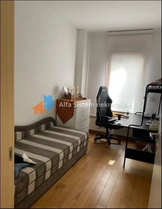 Rent, apartment, 35m², Južni Bulevar, Vračar Sve Podlokacije