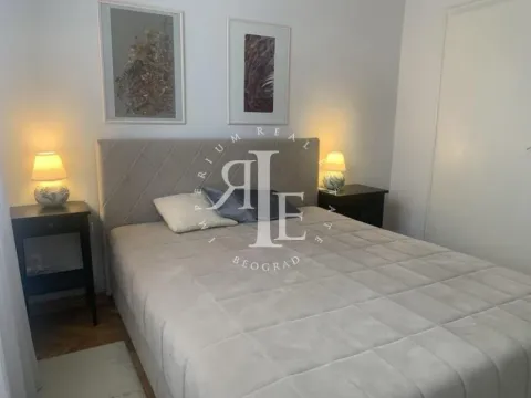 Rent, three bedroom apartment, 73m², Stari Grad, Beograd - image 14