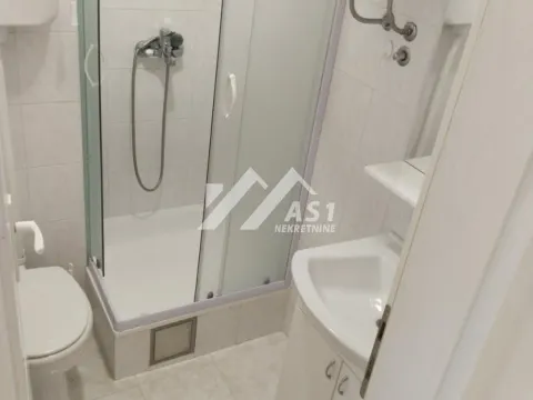 Izdavanje, trosoban stan, 100m², Spens, Novi Sad Sve Podlokacije - image 10