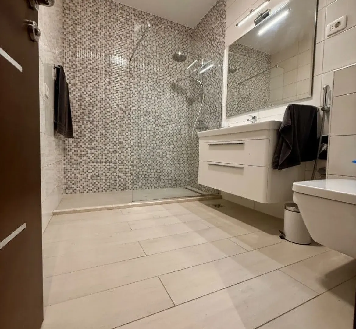 Rent, two bedroom apartment, 90m², Preko Morače, Podgorica