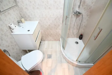 Rent, three bedroom apartment, 140m², Zabjelo, Podgorica - image 10