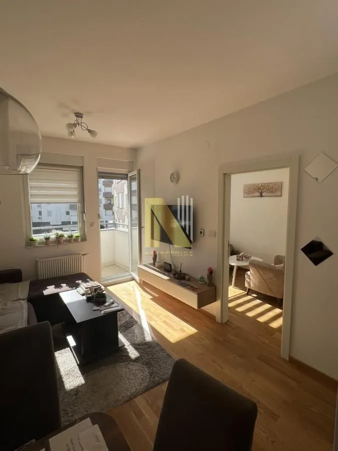 Prodaja, jednosoban stan, 33m², Kej, Novi Sad Sve Podlokacije